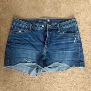 Old Navy Jean Shorts Distressed curvy OG straight size 14 high rise